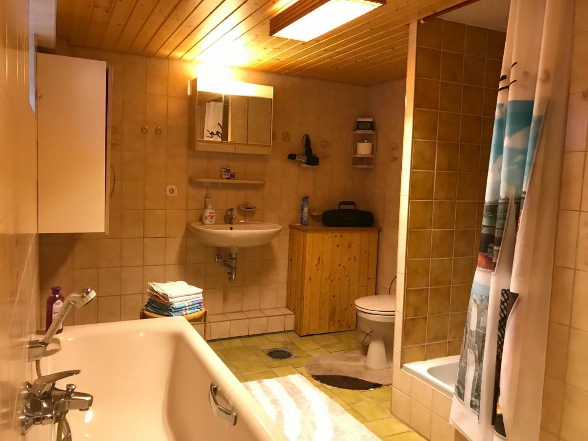 Schoenes Kellerzimmer Mit Bad Apartment Mittelangeln Екстериор снимка